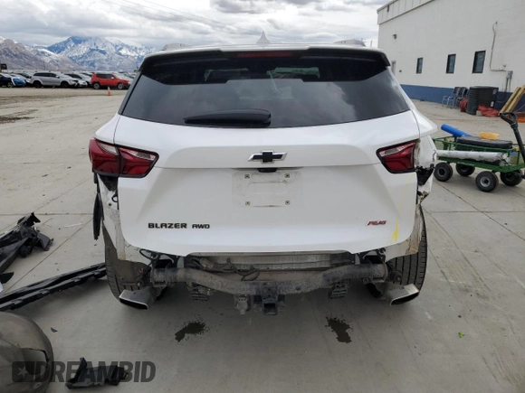 2020 Chevrolet Blazer RS z VIN 3GNKBKRSXLS723913, wystawiony jako Copart lot #49809805 z przebiegiem 51 820 mil mil oraz Szkoda całkowita • Salvage title. Historia ofert i sprzedaży dostępna na DreamBid. Obrazek 6.