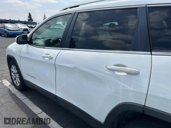 2017 Jeep Cherokee Latitude with VIN 1C4PJLCS9HD231686, listed as a Copart auction lot 51165265 with 125,518 mi miles and Clean Title. Bid and sale history available at carsss.com. Image 9.