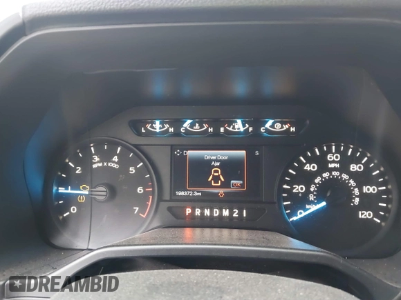 2016 Ford F-150 XL with VIN 1FTMF1CP0GKE01268, listed as a IAAI auction lot 41511001 with 198,372 mi miles. Bid and sale history available at carsss.com. Image 7.