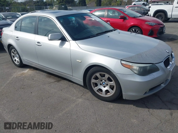 2004 BMW 5 Series 525i with VIN WBANA53584B167334, listed as a IAAI auction lot 41756381 with 202,556 mi miles. Bid and sale history available at carsss.com. Image 1.