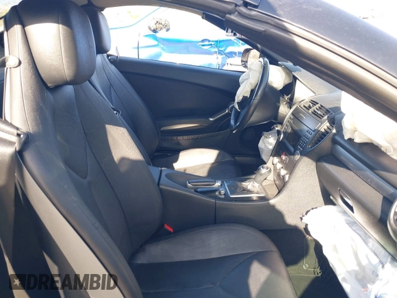 2011 Mercedes-Benz SLK 300 with VIN WDBWK5EA6BF235794, listed as a IAAI auction lot 41948933 with 80,244 mi miles and . Bid and sale history available at DreamBid. Image 5.