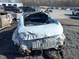 2003 Nissan 350Z Enthusiast with VIN JN1AZ34D83T117940, listed as a IAAI auction lot 41842690 with 165,379 mi miles. Bid and sale history available at carsss.com. Image 16.
