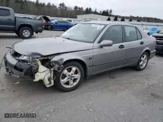 2001 Saab 9-5 with VIN YS3ED48E813008499, listed as a Copart auction lot 84397094 with 207,316 mi miles and Salvage Title. Bid and sale history available at carsss.com. Image 1.