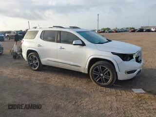 2017 GMC Acadia Denali z VIN 1GKKNPLS5HZ161102, wystawiony jako IAAI lot #42044045 z przebiegiem 146 291 mil mil oraz . Historia ofert i sprzedaży dostępna na DreamBid. Obrazek 1.