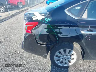 2018 Nissan Sentra SR z VIN 3N1AB7AP1JY317430, wystawiony jako IAAI lot #41946621 z przebiegiem 71 783 mil mil oraz . Historia ofert i sprzedaży dostępna na DreamBid. Obrazek 6.