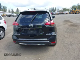 2018 Nissan Rogue SV with VIN KNMAT2MV5JP593778, listed as a IAAI auction lot 42086275 with 133,175 mi miles. Bid and sale history available at carsss.com. Image 17.
