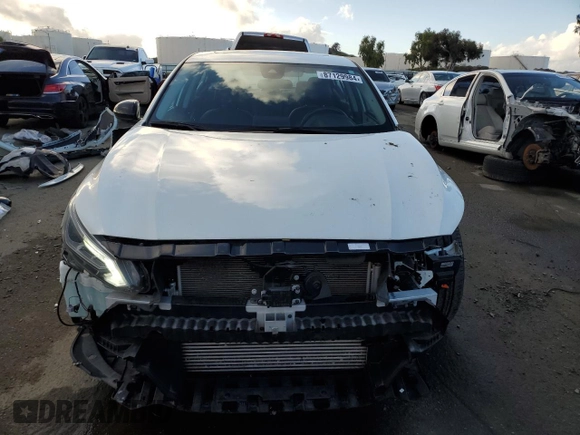 2022 Nissan Altima 2.0 SR with VIN 1N4AL4CV8NN323903, listed as a Copart auction lot 87129984 with 43,144 mi miles and Salvage Title. Bid and sale history available at carsss.com. Image 5.