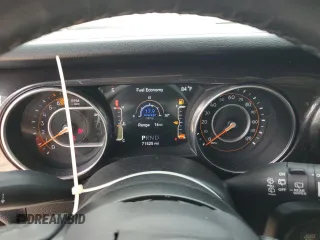 2020 Jeep Wrangler Unlimited Sport S with VIN 1C4HJXDN1LW235278, listed as a Copart auction lot 53735465 with 71,525 mi miles and Salvage title. Bid and sale history available at DreamBid. Image 9.