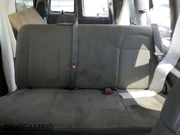 2009 Chevrolet Express Passenger с VIN 1GAHG35KX91139272, выставлен на аукционе Copart как лот 66421394 с пробегом 172 666 миль миль и Списание • Salvage title. История ставок и продаж доступна на DreamBid. Изображение 10.