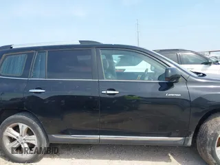 2012 Toyota Highlander Limited with VIN 5TDYK3EH7CS053065, listed as a IAAI auction lot 41929306 with 180,017 mi miles and . Bid and sale history available at DreamBid. Image 13.