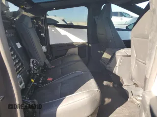 2024 Tesla Cybertruck Cyberbeast z VIN 7G2CEHEE9RA028082, wystawiony jako Copart lot #83783394 z przebiegiem 365 mil mil oraz Szkody całkowita. Historia ofert i sprzedaży dostępna na DreamBid. Obrazek 10.
