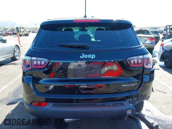 2018 Jeep Compass Sport with VIN 3C4NJCAB3JT368651, listed as a IAAI auction lot 40860158 with 69,801 mi miles. Bid and sale history available at carsss.com. Image 16.
