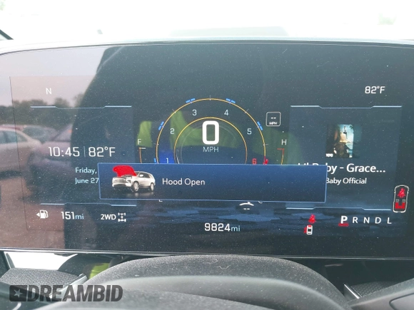2025 Chevrolet Tahoe z VIN 1GNS6RRD7SR121714, wystawiony jako IAAI lot #42602552 z przebiegiem 9 824 mil mil oraz . Historia ofert i sprzedaży dostępna na DreamBid. Obrazek 7.