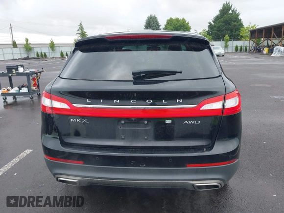 2017 Lincoln MKX Reserve with VIN 2LMPJ8LR7HBL30488, listed as a IAAI auction lot 42294191 with 64,246 mi miles and . Bid and sale history available at DreamBid. Image 17.