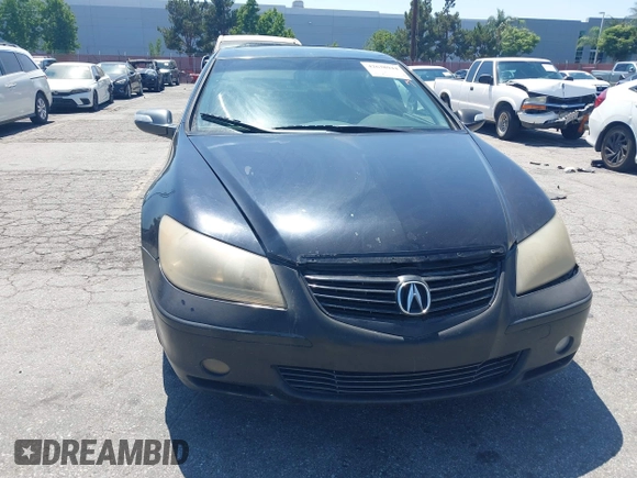 2005 Acura RL with VIN JH4KB16575C007995, listed as a IAAI auction lot 42638944 with 241,591 mi miles and . Bid and sale history available at DreamBid. Image 6.