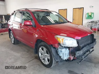 2006 Toyota RAV4 Sport с VIN JTMBK32V665002120, выставлен на аукционе IAAI как лот 42171712 с пробегом 197 001 миль миль и . История ставок и продаж доступна на DreamBid. Изображение 1.
