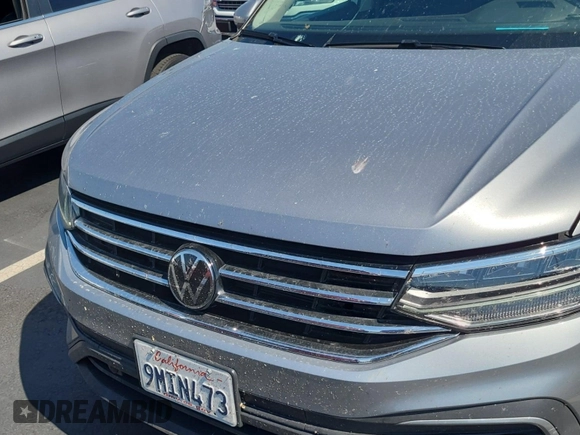2024 Volkswagen Tiguan SE с VIN 3VV3B7AX9RM106728, выставлен на аукционе IAAI как лот 42845194 с пробегом 23 946 миль миль и . История ставок и продаж доступна на DreamBid. Изображение 48.