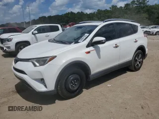 2018 Toyota RAV4 XLE z VIN JTMWFREV3JJ727033, wystawiony jako Copart lot #59967025 z przebiegiem 145 990 mil mil oraz Czysty tytuł • Clean title. Historia ofert i sprzedaży dostępna na DreamBid. Obrazek 1.