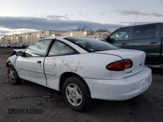 2002 Chevrolet Cavalier with VIN 1G1JC124X27136706, listed as a Copart auction lot 82654404 with 92,574 mi miles and Salvage Title. Bid and sale history available at carsss.com. Image 2.
