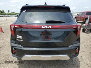2024 Kia Seltos S z VIN KNDEU2AA9R7573853, wystawiony jako Copart lot #55622655 z przebiegiem 6 163 mil mil oraz Szkoda całkowita • Salvage title. Historia ofert i sprzedaży dostępna na DreamBid. Obrazek 6.