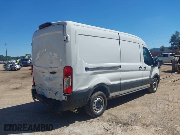 2022 Ford Transit Cargo with VIN 1FTBR1C84NKA76483, listed as a IAAI auction lot 40365786 with 28,854 mi miles and . Bid and sale history available at DreamBid. Image 4.