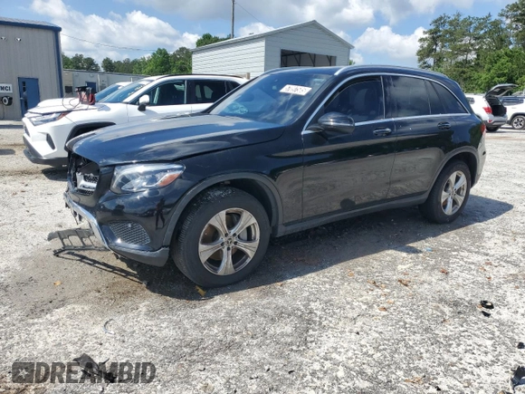 2018 Mercedes-Benz GLC 300 z VIN WDC0G4JB0JV090459, wystawiony jako Copart lot #57097585 z przebiegiem 104 690 mil mil oraz Czysty tytuł • Clean title. Historia ofert i sprzedaży dostępna na DreamBid. Obrazek 1.