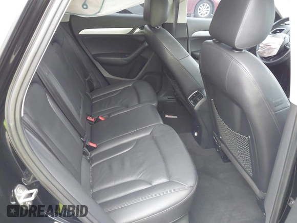 2015 Audi Q3 Premium Plus с VIN WA1EFCFS2FR000949, выставлен на аукционе IAAI как лот 41194209 с пробегом 102 567 миль миль и . История ставок и продаж доступна на DreamBid. Изображение 8.