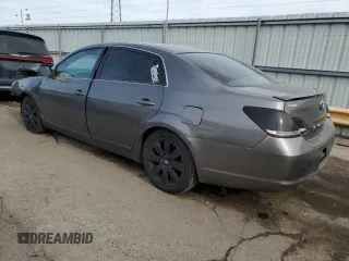 2007 Toyota Avalon XL z VIN 4T1BK36B47U203243, wystawiony jako Copart lot #43217085 z przebiegiem 250 749 mil mil oraz Nie do naprawy • Non repairable. Historia ofert i sprzedaży dostępna na DreamBid. Obrazek 2.