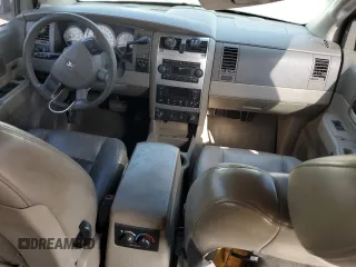 2004 Dodge Durango Limited z VIN 1D8HB58D74F122229, wystawiony jako Copart lot #43991385 z przebiegiem Nie podano mil oraz Szkoda całkowita • Salvage title. Historia ofert i sprzedaży dostępna na DreamBid. Obrazek 8.