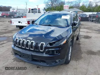2014 Jeep Cherokee Latitude with VIN 1C4PJMCS6EW219999, listed as a IAAI auction lot 42044695 with 169,533 mi miles and . Bid and sale history available at carsss.com. Image 18.