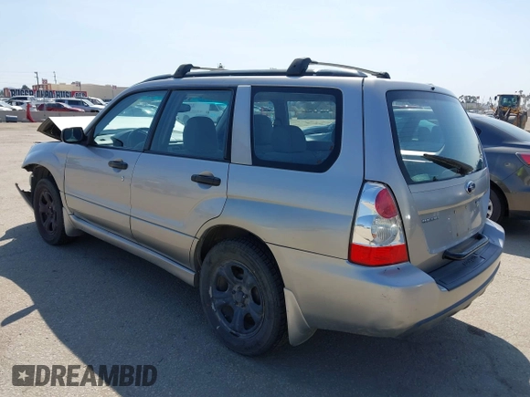 2006 Subaru Forester 2.5 X with VIN JF1SG63646H704810, listed as a IAAI auction lot 41980744 with 117,297 mi miles. Bid and sale history available at carsss.com. Image 3.