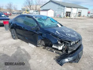 2016 Volkswagen Jetta Sport z VIN 3VWD17AJ8GM402870, wystawiony jako IAAI lot #41887202 z przebiegiem 130 115 mil mil oraz . Historia ofert i sprzedaży dostępna na DreamBid. Obrazek 1.
