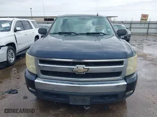 2008 Chevrolet Silverado 1500 LT w/1LT with VIN 3GCEK13J18G281131, listed as a IAAI auction lot 41715224 with 193,458 mi miles. Bid and sale history available at carsss.com. Image 6.