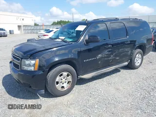 2013 Chevrolet Suburban LT with VIN 1GNSCJE03DR121628, listed as a IAAI auction lot 42629432 with 223,761 mi miles and . Bid and sale history available at DreamBid. Image 17.