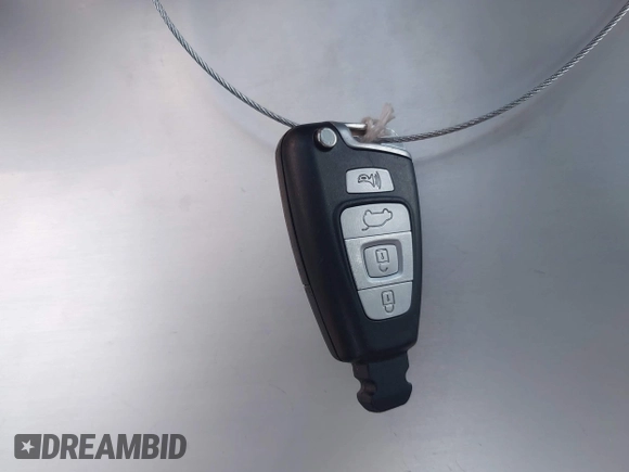 2012 Hyundai Veracruz Limited with VIN KM8NU4CC9CU185021, listed as a IAAI auction lot 42631962 with 191,260 mi miles and . Bid and sale history available at DreamBid. Image 11.