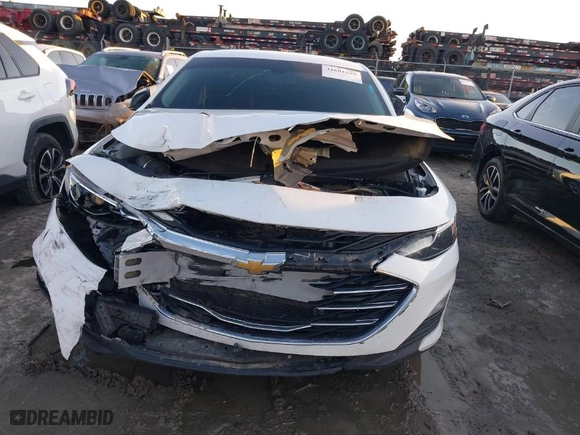 2020 Chevrolet Malibu LT with VIN 1G1ZD5ST2LF025332, listed as a IAAI auction lot 41601539 with NaN miles. Bid and sale history available at carsss.com. Image 12.