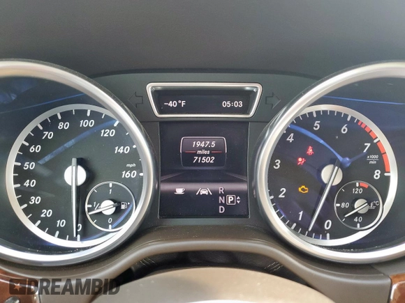 2013 Mercedes-Benz M 350 z VIN 4JGDA5JB7DA252092, wystawiony jako Copart lot #57122915 z przebiegiem 71 502 mil mil oraz Szkoda całkowita • Salvage title. Historia ofert i sprzedaży dostępna na DreamBid. Obrazek 9.