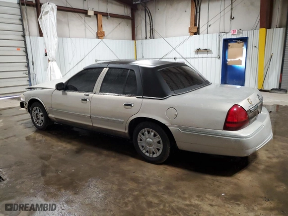 2006 Mercury Grand Marquis GS with VIN 2MEFM74W16X601285, listed as a Copart auction lot 47640505 with 80,986 mi miles and Salvage Title. Bid and sale history available at carsss.com. Image 2.