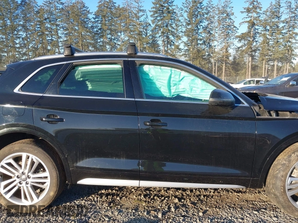 2019 Audi Q5 Premium Plus with VIN WA1BNAFY7K2051011, listed as a IAAI auction lot 41403581 with 1 mi miles. Bid and sale history available at carsss.com. Image 14.