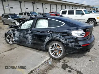 2019 BMW 3 Series 330i xDrive with VIN WBA8Z9C52KB220782, listed as a Copart auction lot 73659394 with 70,771 mi miles and Salvage Title. Bid and sale history available at carsss.com. Image 2.