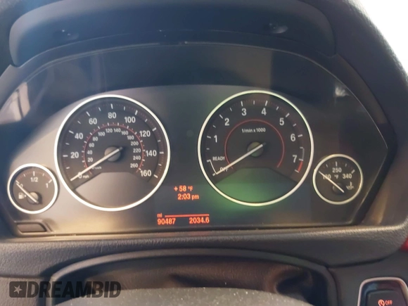 2014 BMW 3 Series 328i xDrive с VIN WBA3B5G56ENS08767, выставлен на аукционе IAAI как лот 42055343 с пробегом 90 487 миль миль и . История ставок и продаж доступна на DreamBid. Изображение 7.