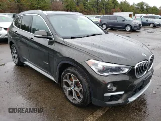 2018 BMW X1 xDrive28i with VIN WBXHT3C37J5K26738, listed as a Copart auction lot 35778903 with 34,916 mi miles. Bid and sale history available at carsss.com. Image 4.