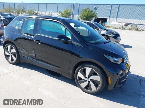 2017 BMW i3 z VIN WBY1Z8C54HV889592, wystawiony jako IAAI lot #41820029 z przebiegiem 50 530 mil mil oraz . Historia ofert i sprzedaży dostępna na DreamBid. Obrazek 1.