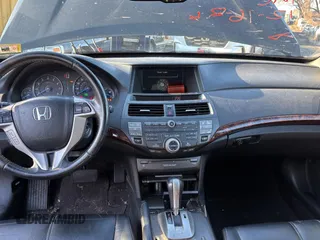 2011 Honda Accord Crosstour EX-L with VIN 5J6TF2H51BL001693, listed as a Copart auction lot 85733664 with 238,995 mi miles and Clean Title. Bid and sale history available at carsss.com. Image 9.