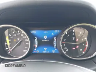 2020 Maserati Levante z VIN ZN661XUL3LX341388, wystawiony jako IAAI lot #41746344 z przebiegiem 26 911 mil mil oraz . Historia ofert i sprzedaży dostępna na DreamBid. Obrazek 7.