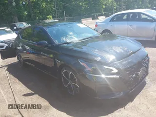 2023 Nissan Altima SR z VIN 1N4BL4CV8PN322354, wystawiony jako IAAI lot #42276690 z przebiegiem 17 992 mil mil oraz . Historia ofert i sprzedaży dostępna na DreamBid. Obrazek 1.