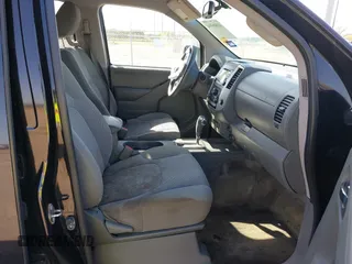 2017 Nissan Frontier SV with VIN 1N6DD0ER4HN770601, listed as a IAAI auction lot 41805944 with 67,765 mi miles and . Bid and sale history available at DreamBid. Image 5.
