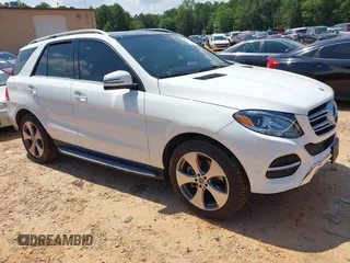 2019 Mercedes-Benz GLE 400 with VIN 4JGDA5GB7KB211752, listed as a IAAI auction lot 42602632 with 57,563 mi miles and . Bid and sale history available at DreamBid. Image 1.