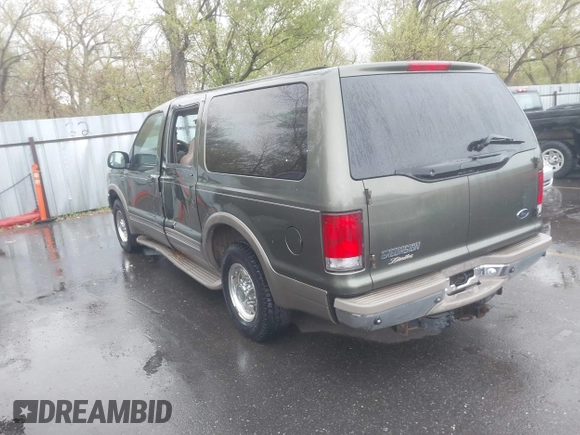 2000 Ford Excursion Limited with VIN 1FMNU42S8YEC77666, listed as a IAAI auction lot 42012100 with 203,329 mi miles and . Bid and sale history available at DreamBid. Image 3.
