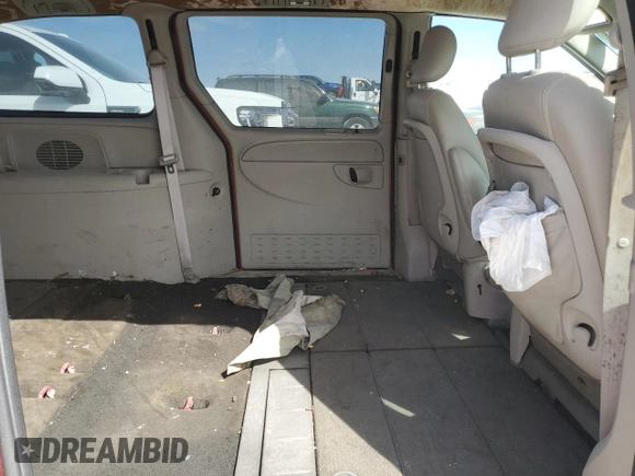 2006 Chrysler Town & Country LWB Touring with VIN 2A4GP54LX6R743365, listed as a Copart auction lot 74611944 with 0 mi miles and Non Repairable. Bid and sale history available at carsss.com. Image 11.